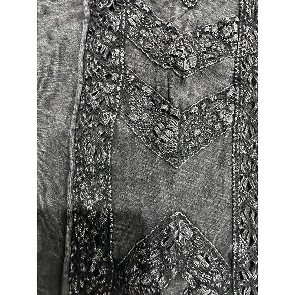 Free People Top Women's Size Small Black Long Sleeve Textured Fabric Boho EUC - Picture 2 of 8